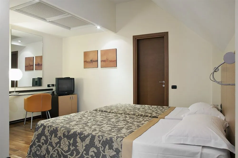 Nh Milano 2 Residence Segrate Aparthotel