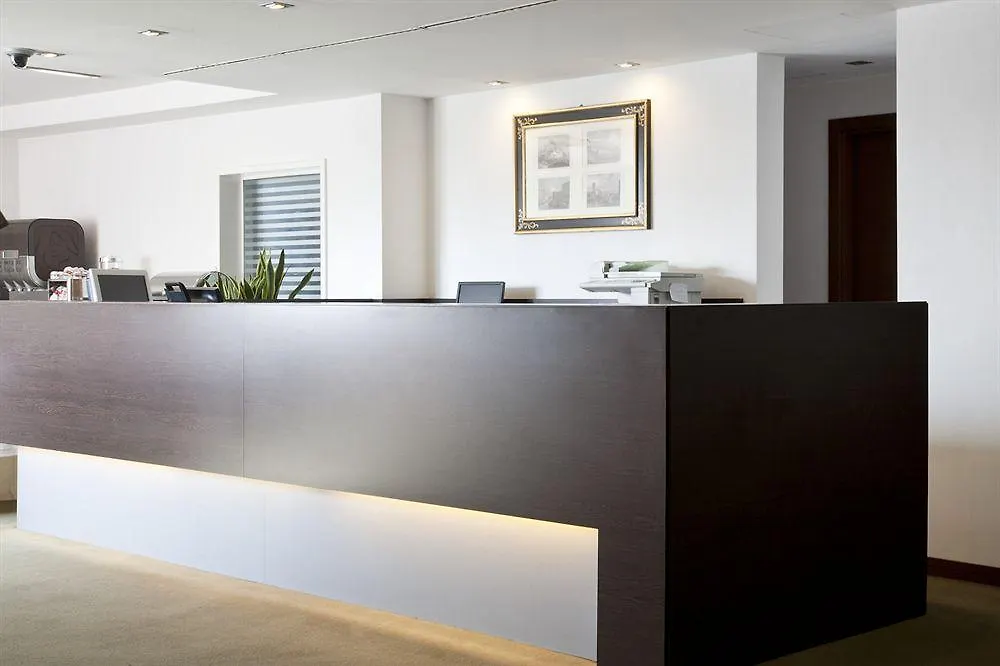 Nh Milano 2 Residence Segrate Italy